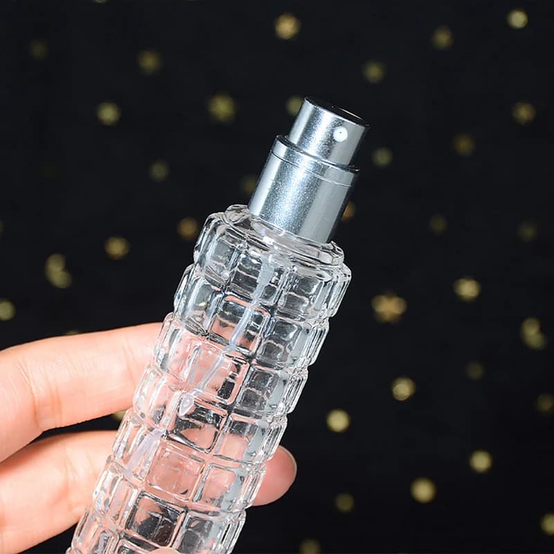 flacon de parfum élégant